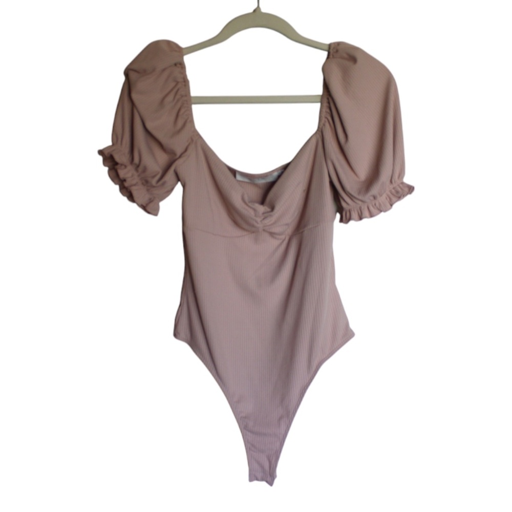 ASTR The Label Women Sweetheart Neck Ruched Rib Knit Bodysuit Puff Sleeve Size L